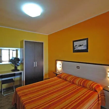 Felix Apartahotel Ricadi