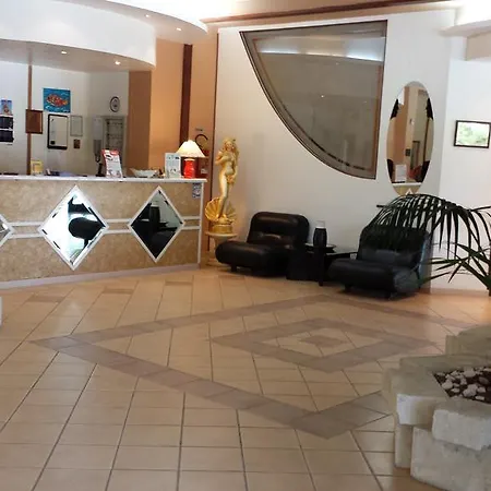 Apartahotel Felix 3*