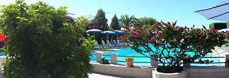 Apartahotel Felix 3*