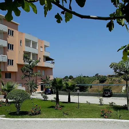 Apartahotel Felix 3*