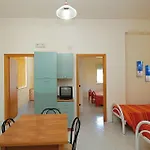 Felix Aparthotel 3*