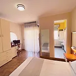 Felix Aparthotel Ricadi