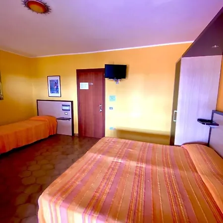 Felix Aparthotel Ricadi