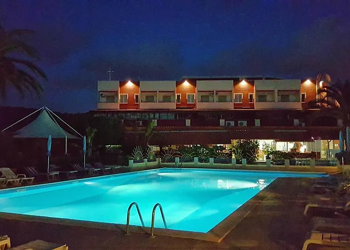 Felix Aparthotel Ricadi